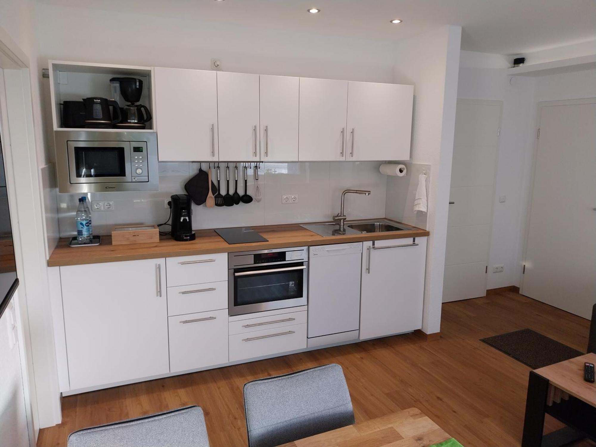 Homburger 14 - Appartment Neunkirchen นอนเคอร์เคิน ภายนอก รูปภาพ